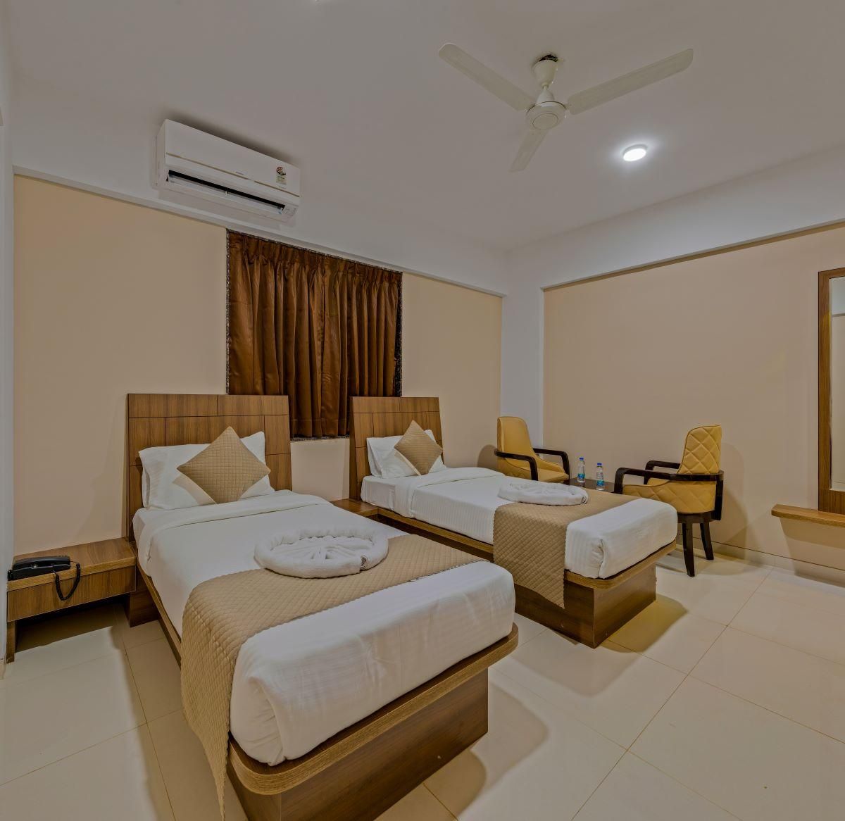 Hotel Grand Heritage Executive Room with Air Conditioning 2