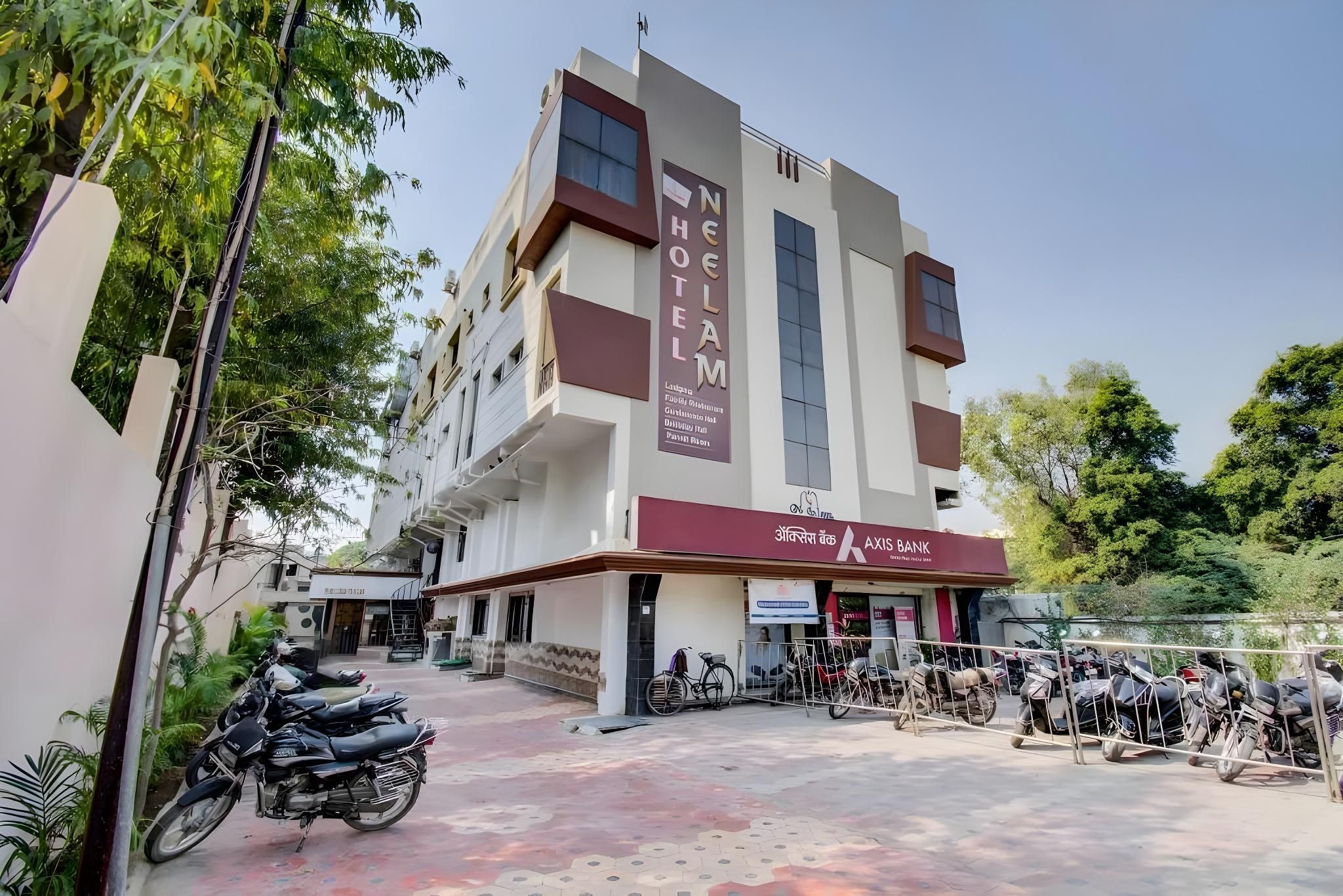 Hotel Neelam