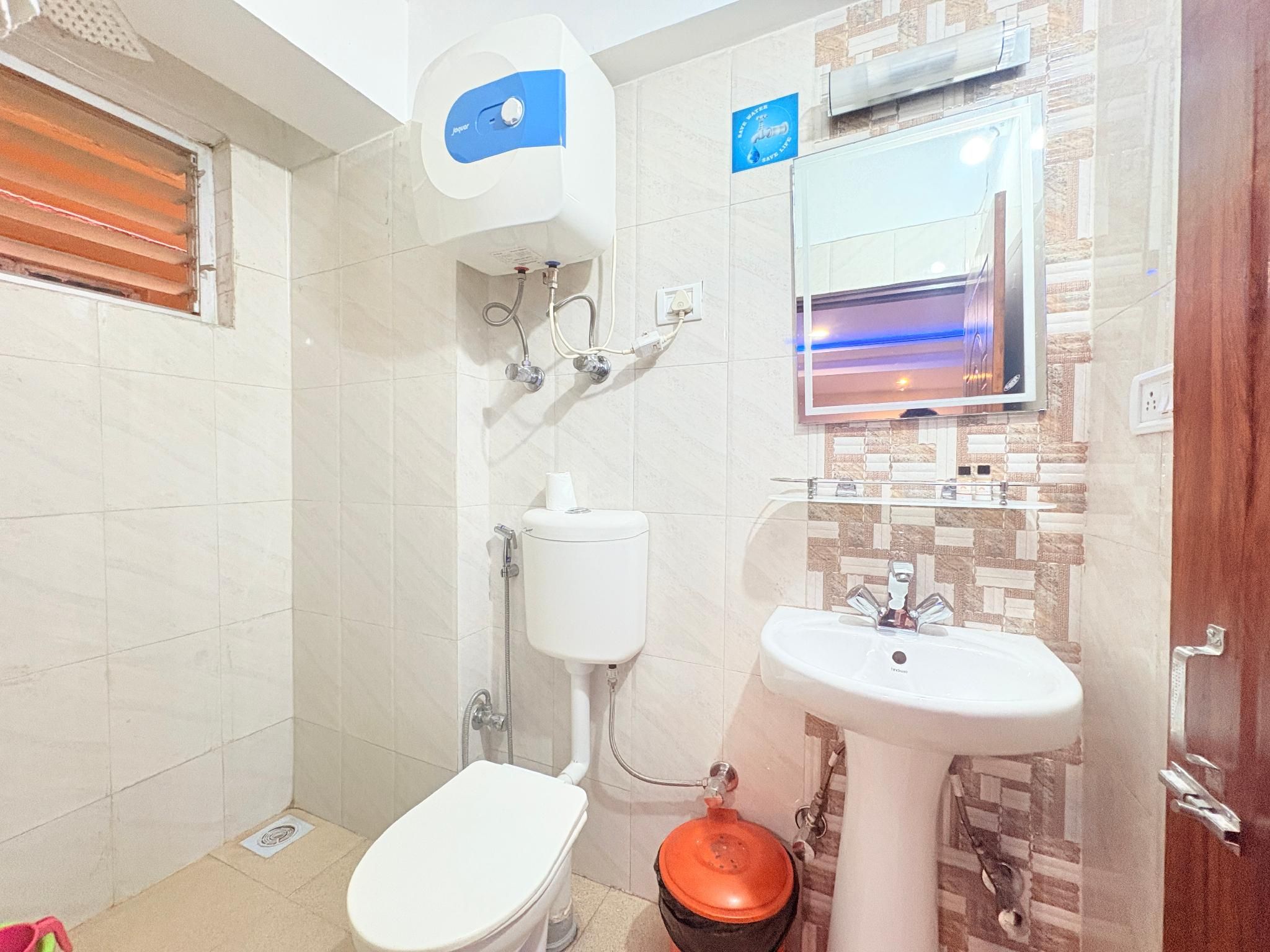 Deluxe Double Bedroom