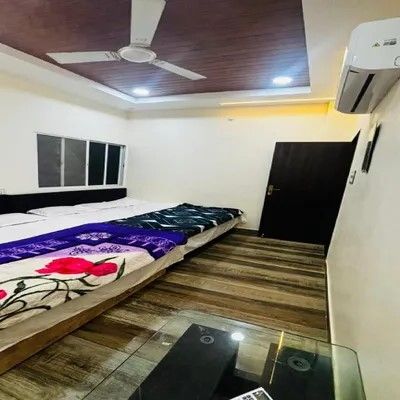 Deluxe Triple Bed AC Room 