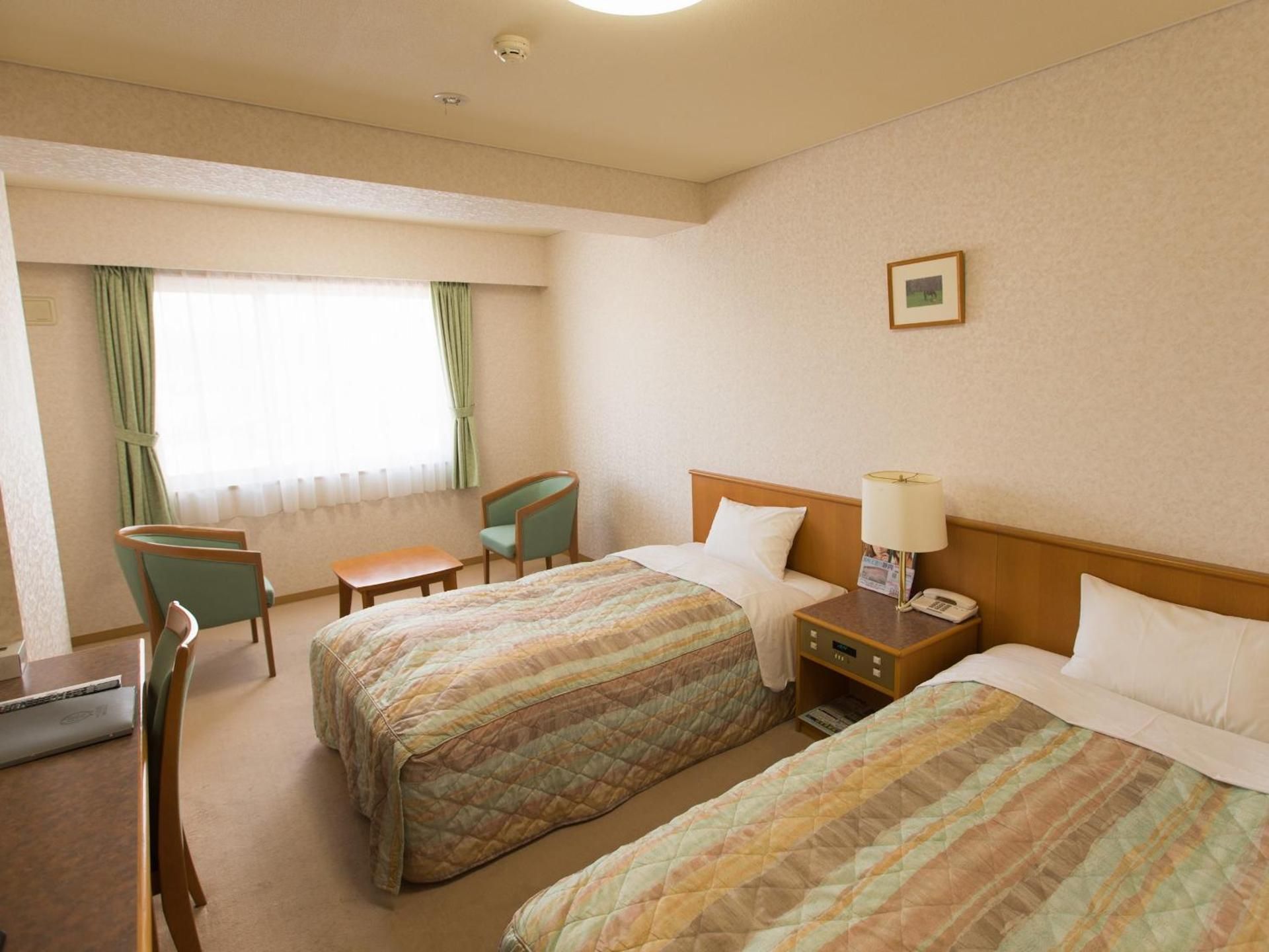 Hotel Laurel Standard Twin Room - Smoking