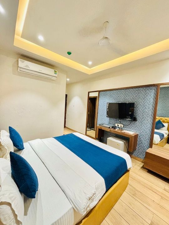 Hotel Meritus Inn Ahmedabad Premium Suite