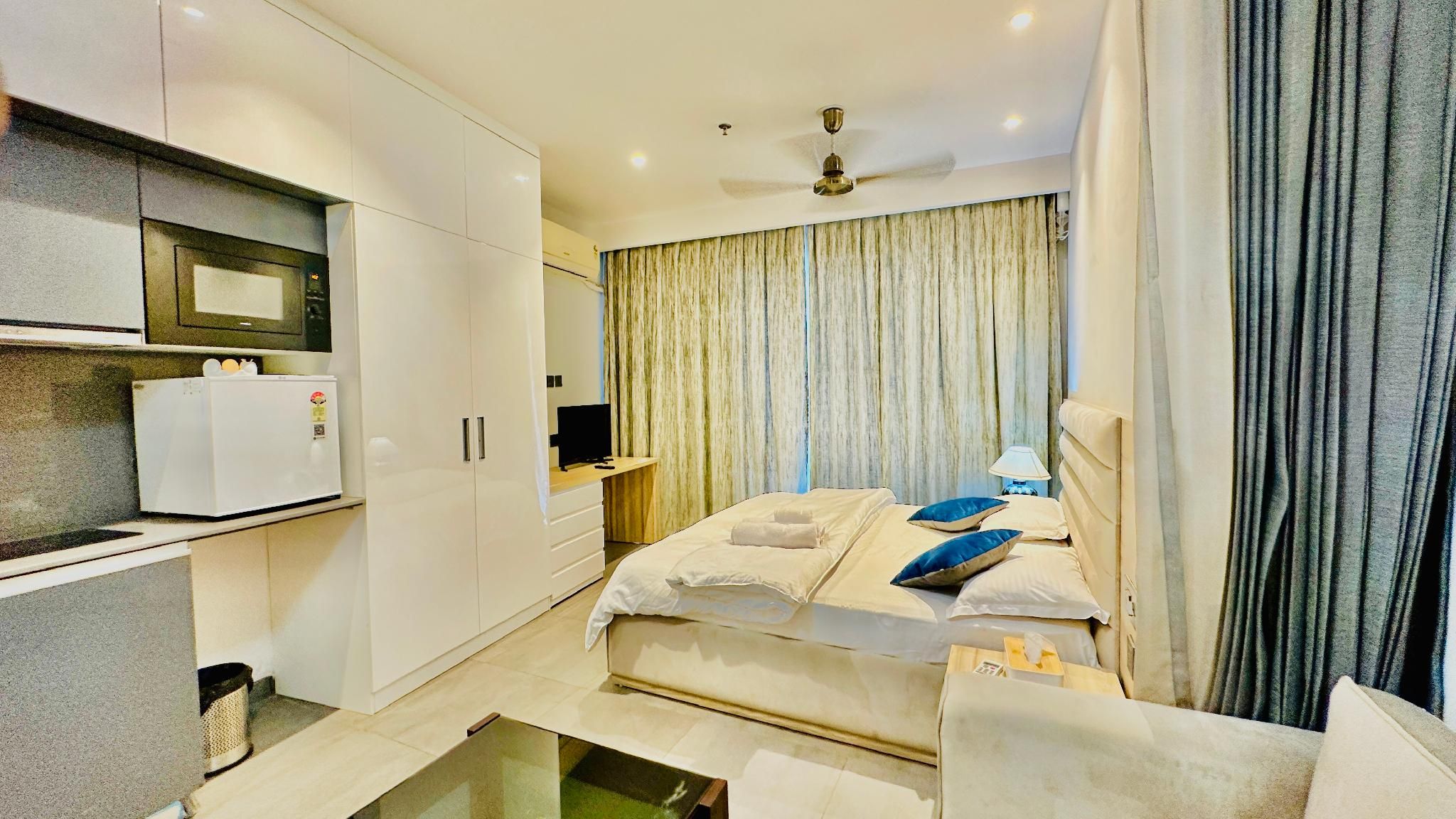 High Rise Haven 1 Bedroom Deluxe