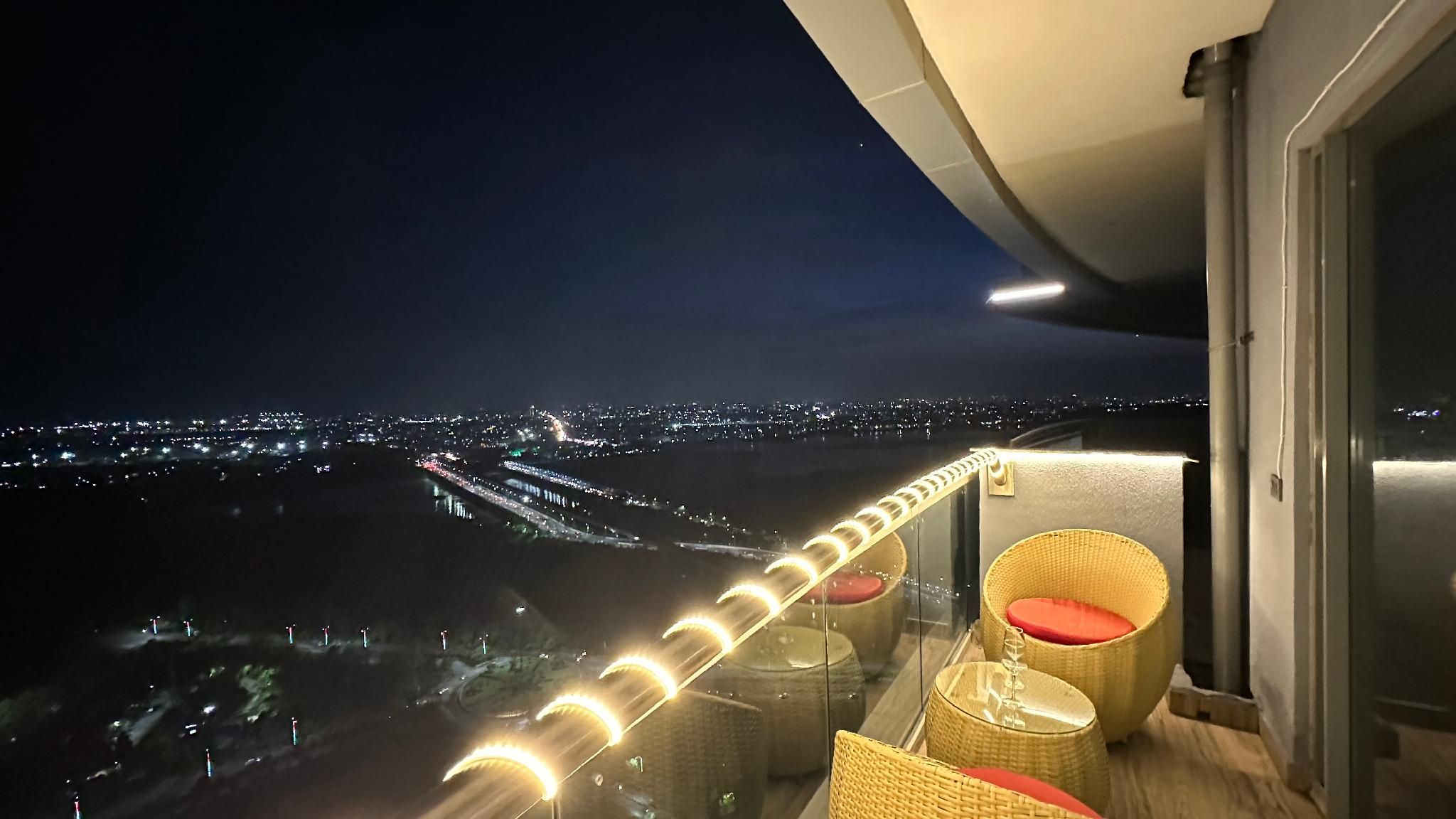 High Rise Haven 1 Bedroom Deluxe 2