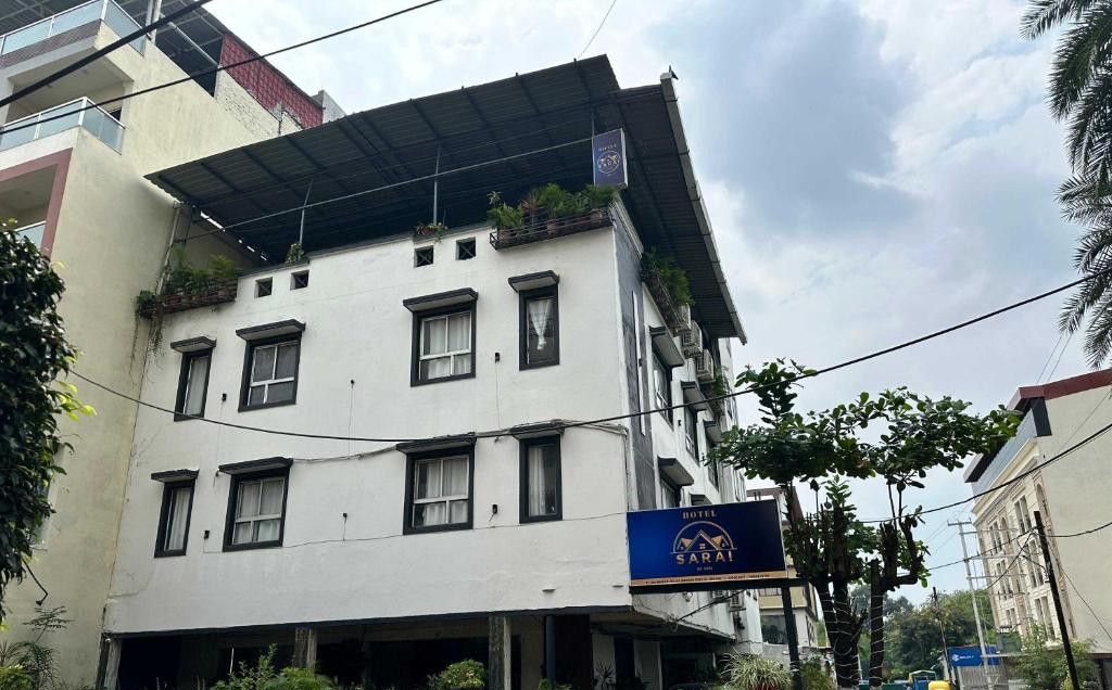 Hotel O Sarai by Som