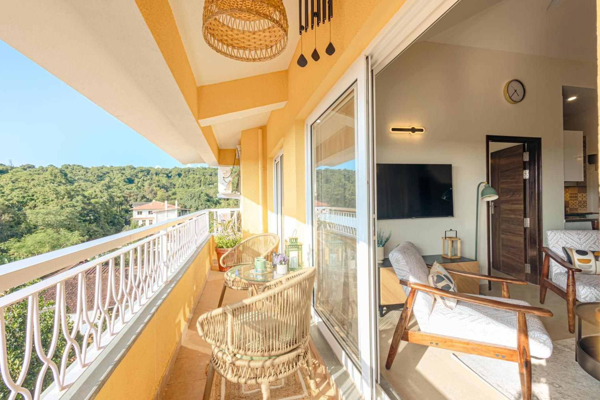 Alaya Stays 2 BHK with Balcony  - Veera Marina 2 Bedroom Apartment 2