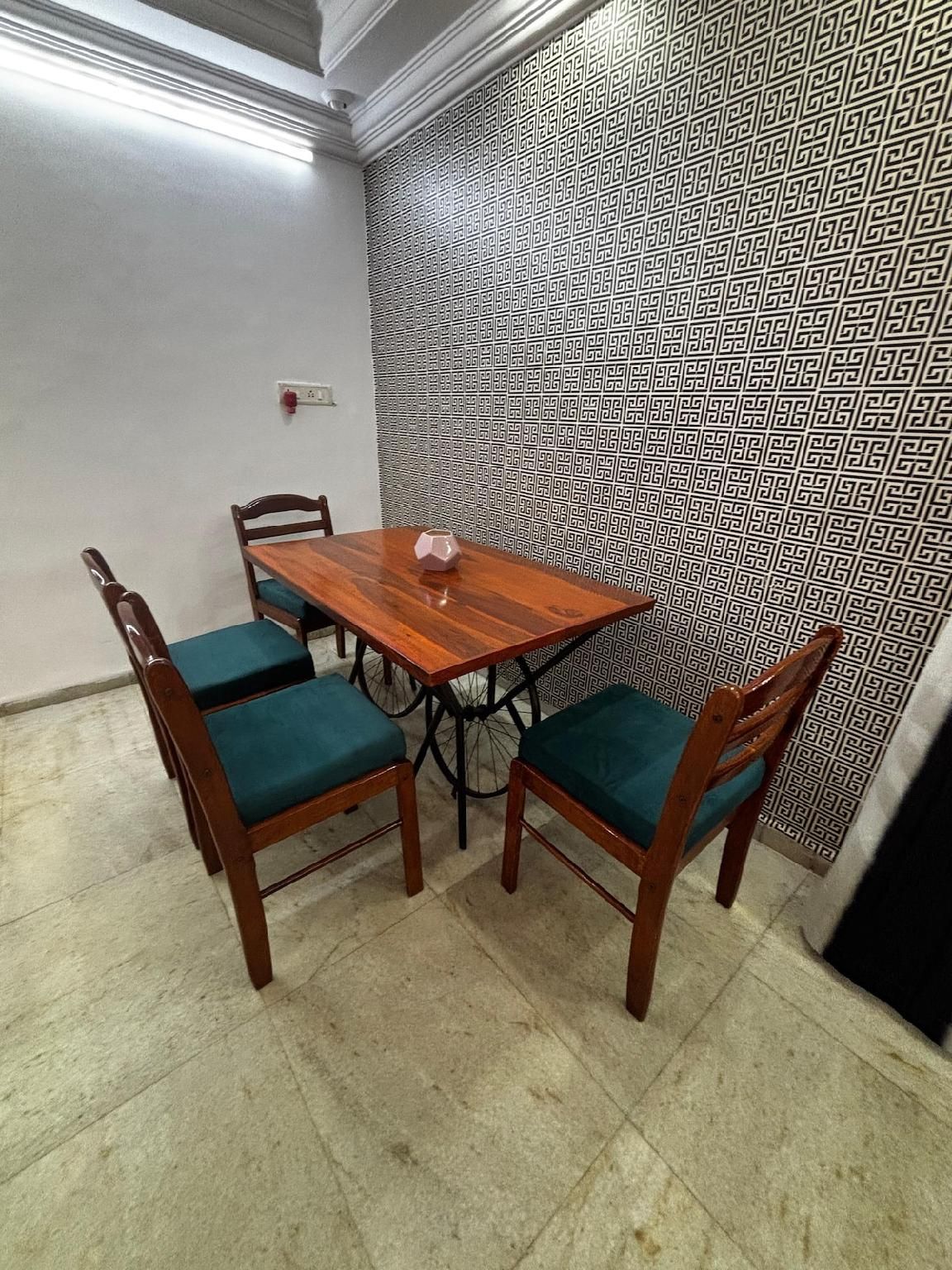 Ivy Nest, Private 1 BHK in Lokhandwala, Andheri