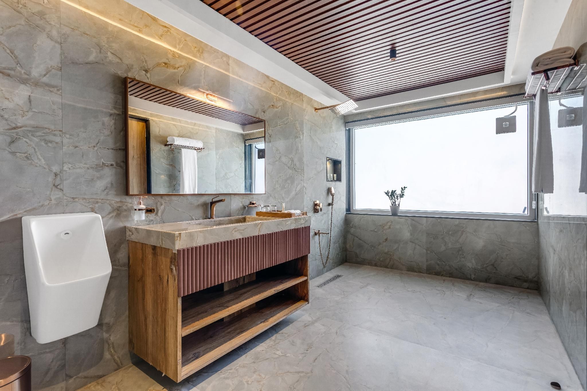 Wild Forest Sasan Gir Wildlife Sanctuary Bath Suite 2