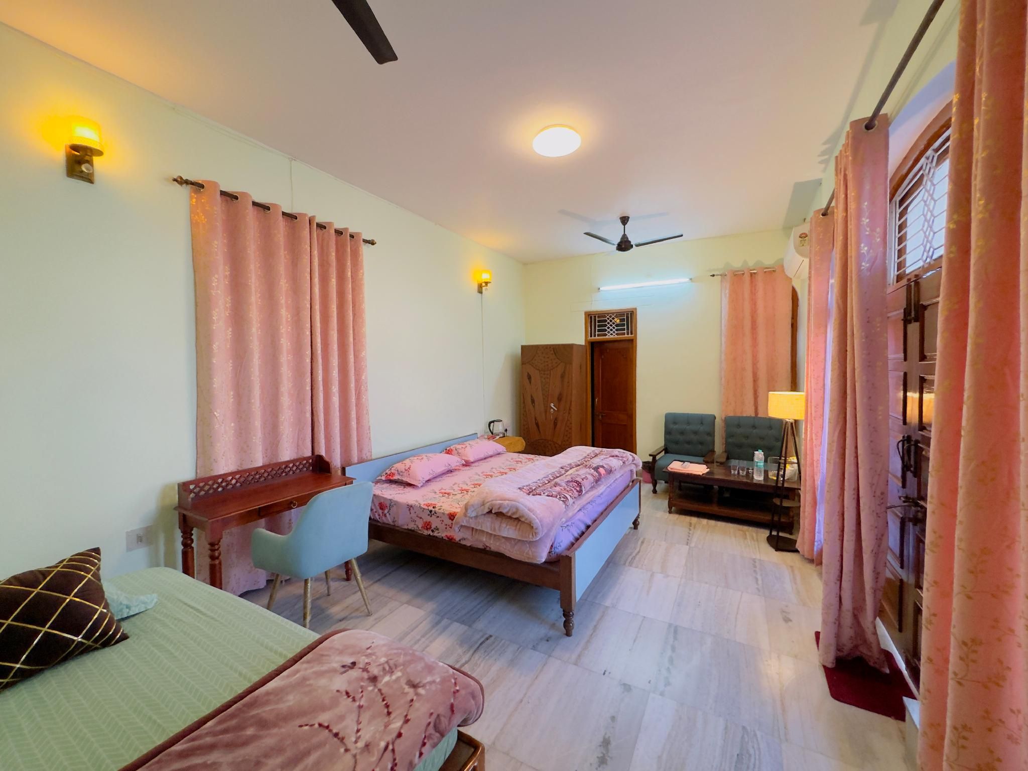 Junior Suite with Balcony - No View