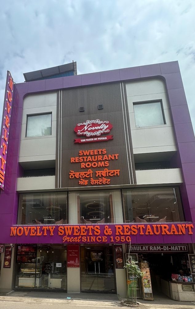 Hotel Temple City by Novelty