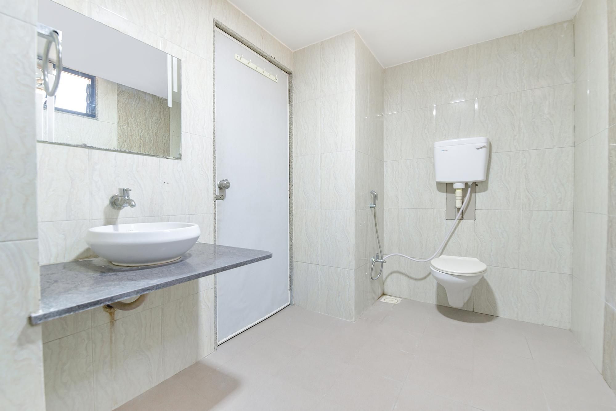 FabHotel Skyland -  Ambli - Bopal Rd Deluxe Room 3