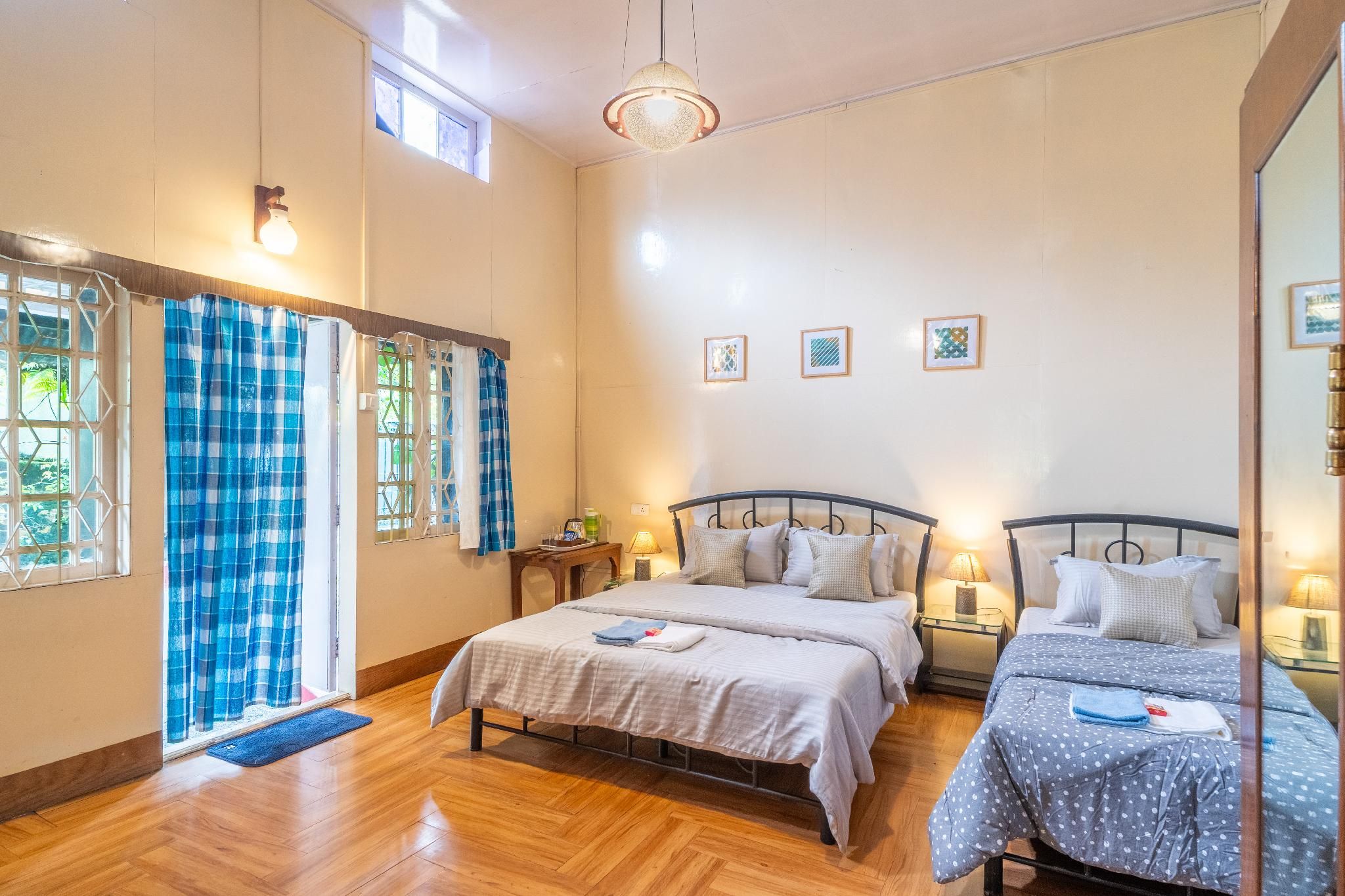 The Cinnamon Tree - by Timberwolves Garden View