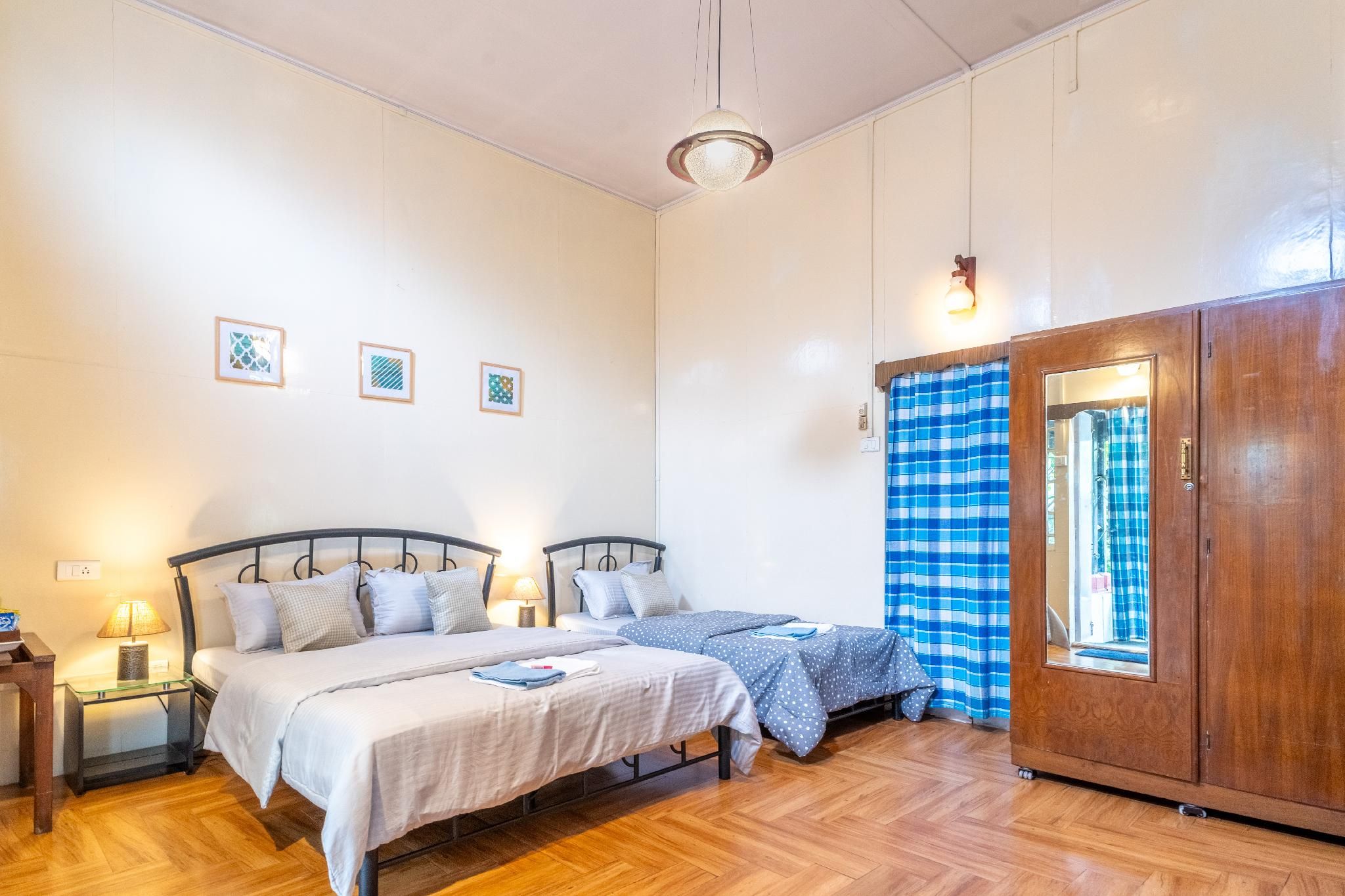 The Cinnamon Tree - by Timberwolves Garden View 2