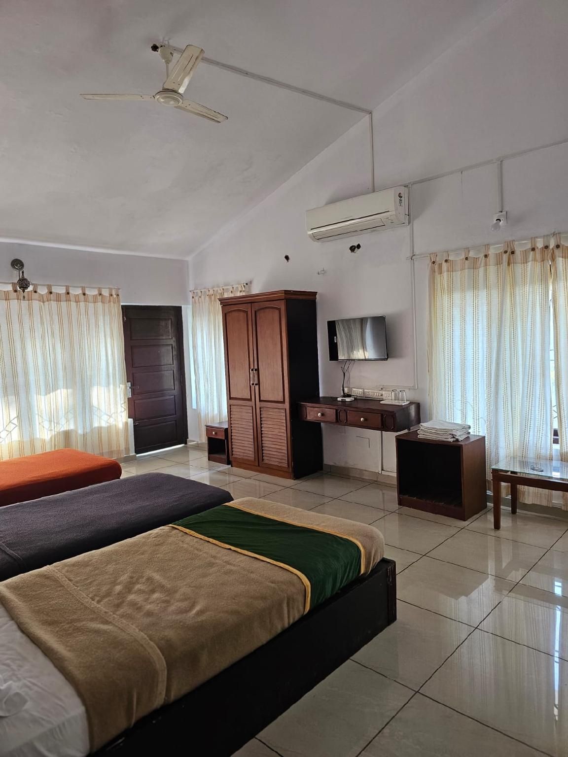 Misty Edan Holiday Resort Wayanad Standard Room 3