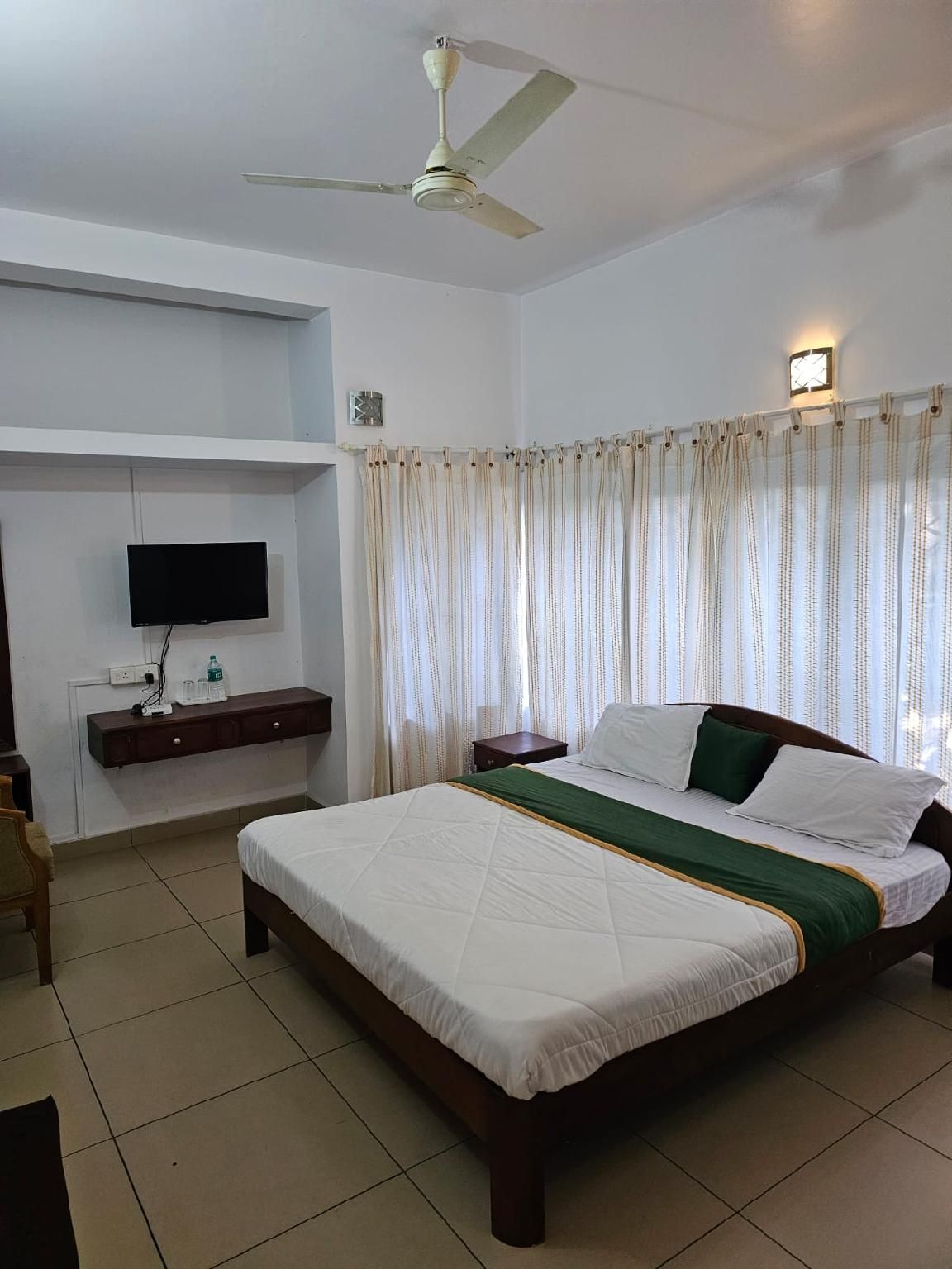 Misty Edan Holiday Resort Wayanad Deluxe Room 2