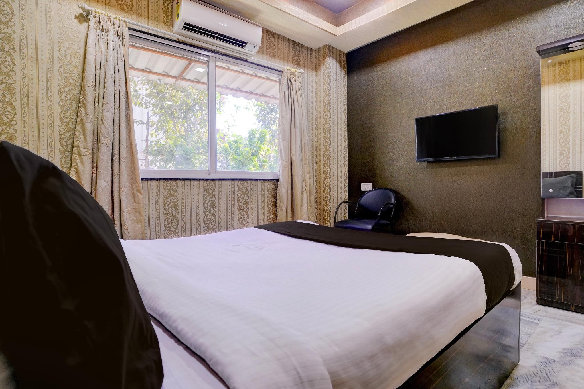 Collection O Gold Valley Formerly Misty Royale Classic Double or Twin 2