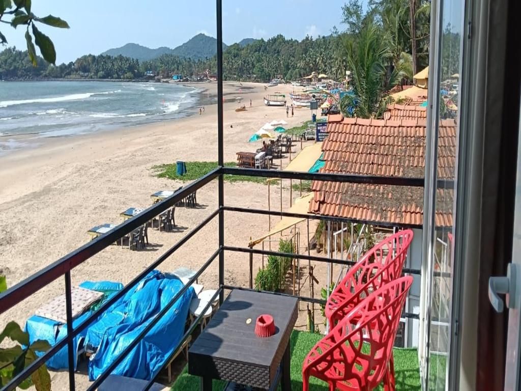 Deluxe Suite with Sea View