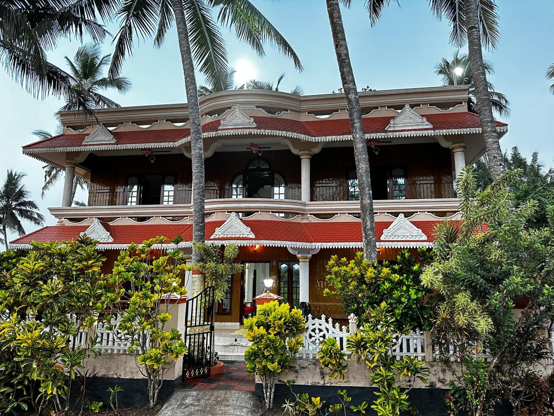 Kovalam Beach house -sea view202, Kovalam