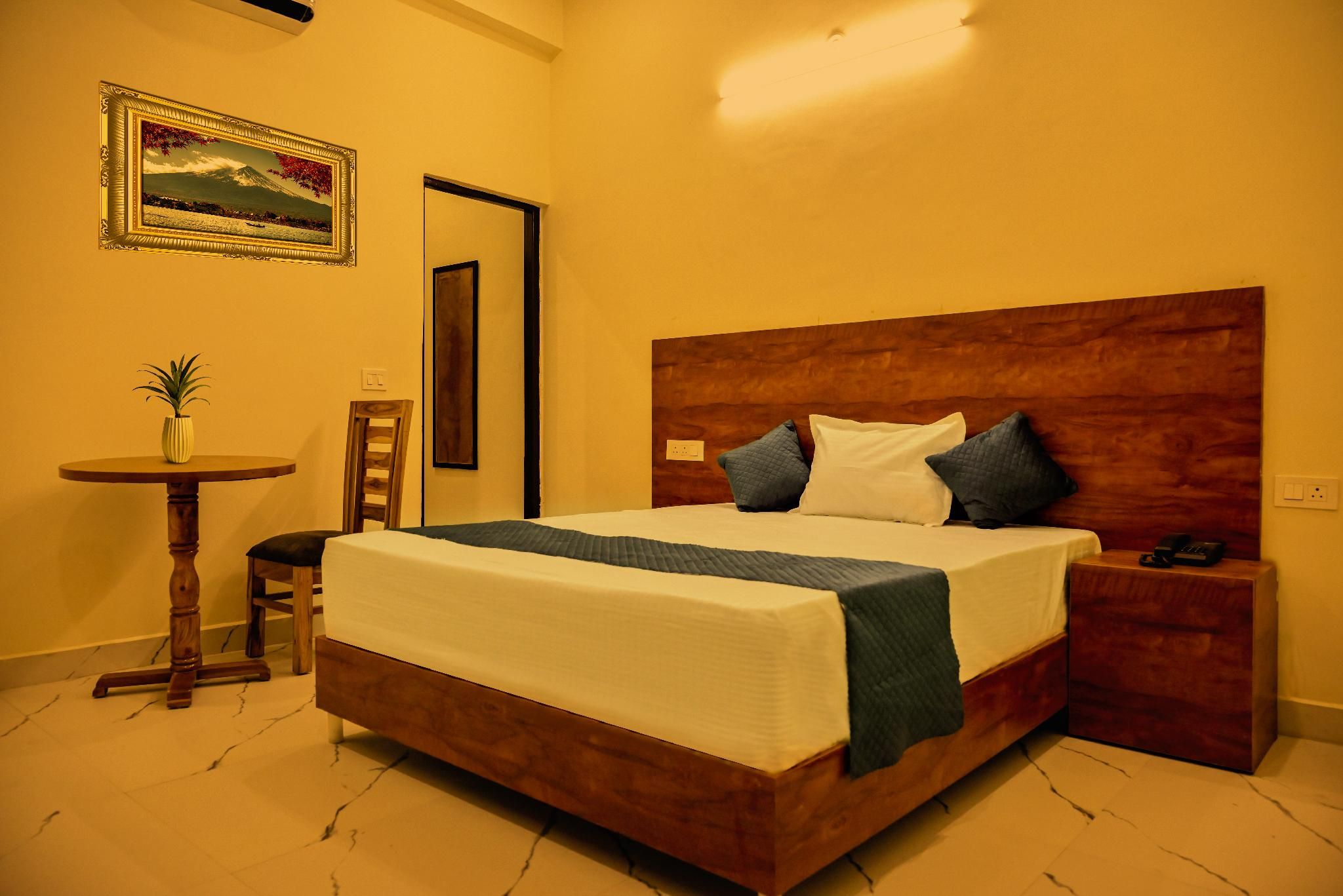 The Opal Hotel Super Deluxe