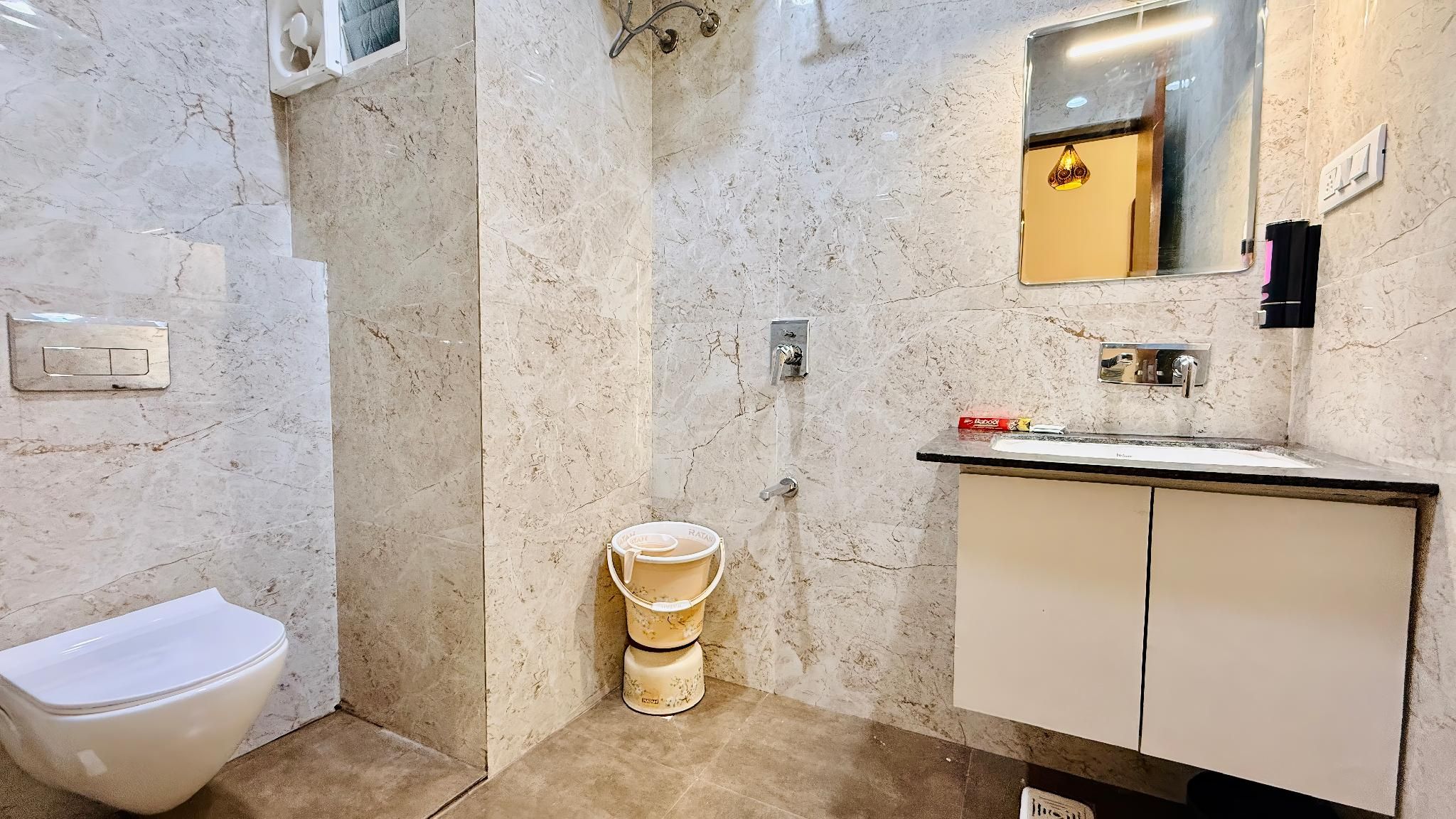 Hotel Mantri Ji Executive 3