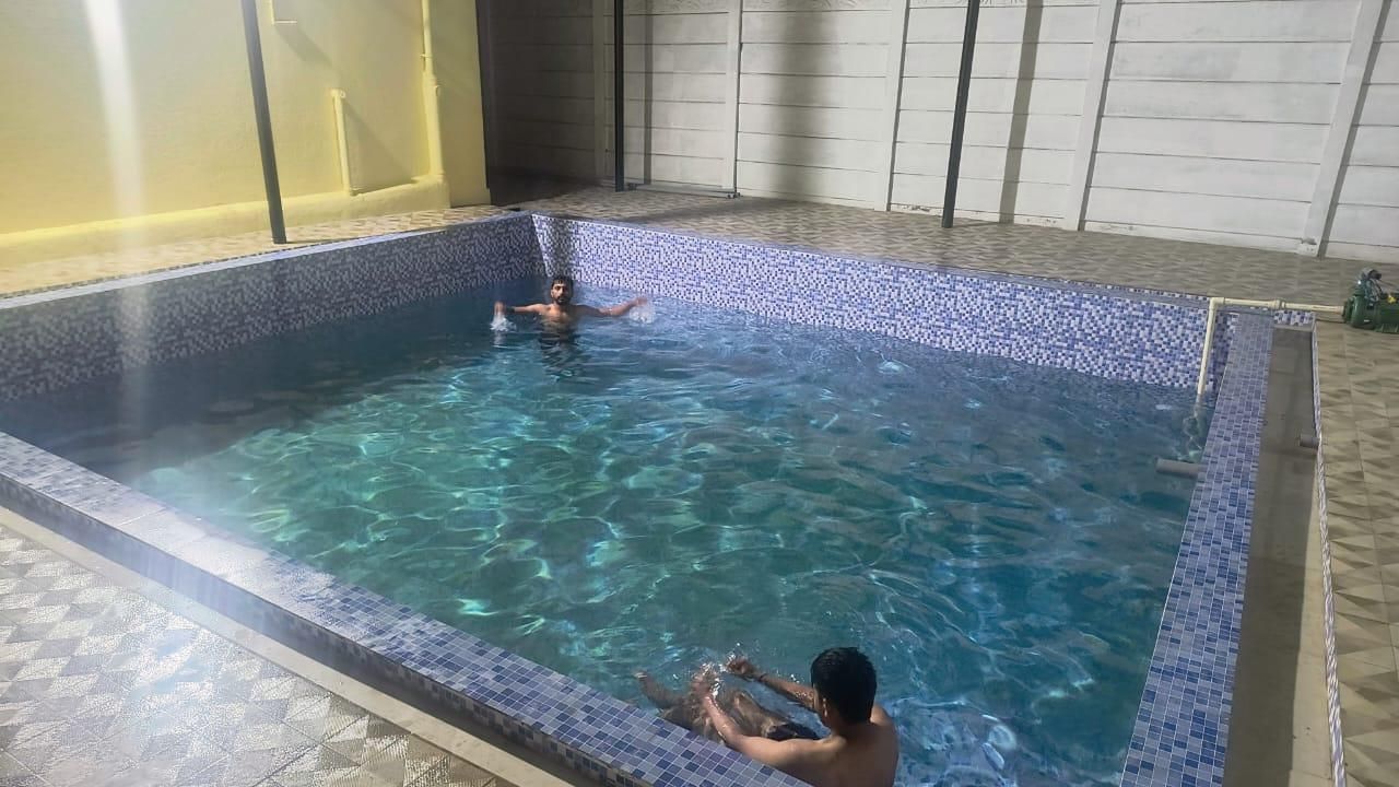 Private pool
