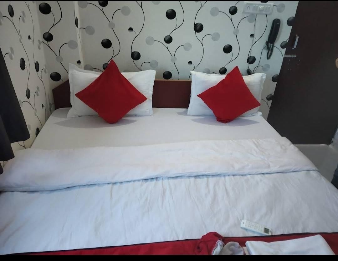 Hotel Golden Tree Patna Bihar  Deluxe 2