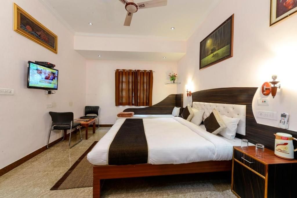 Hotel Meritt Deluxe Room 2