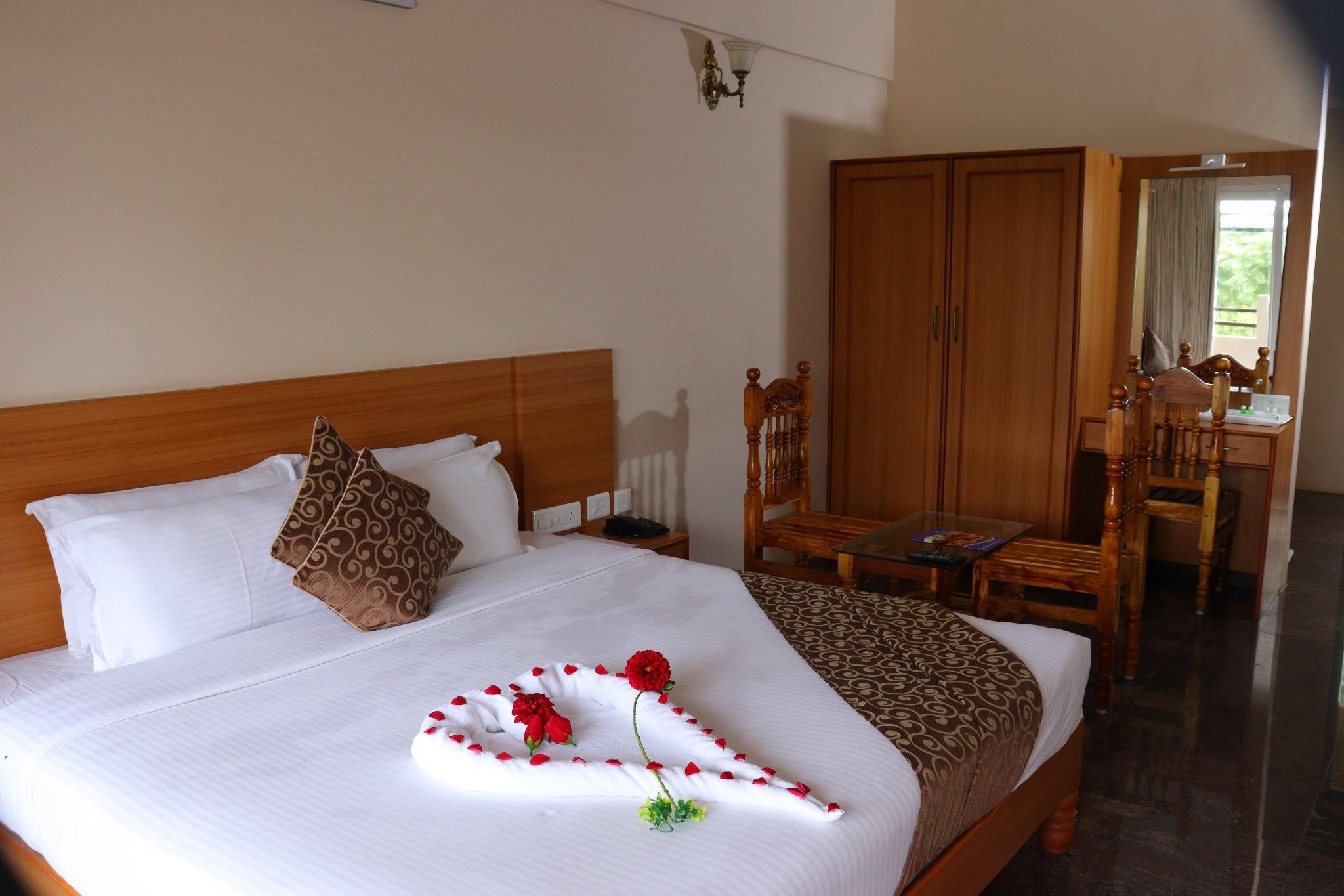 ACK Palacce Inn - Yercaud Supreme Room 2