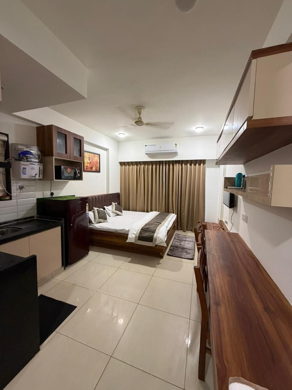 The City Nest - Modern Studio