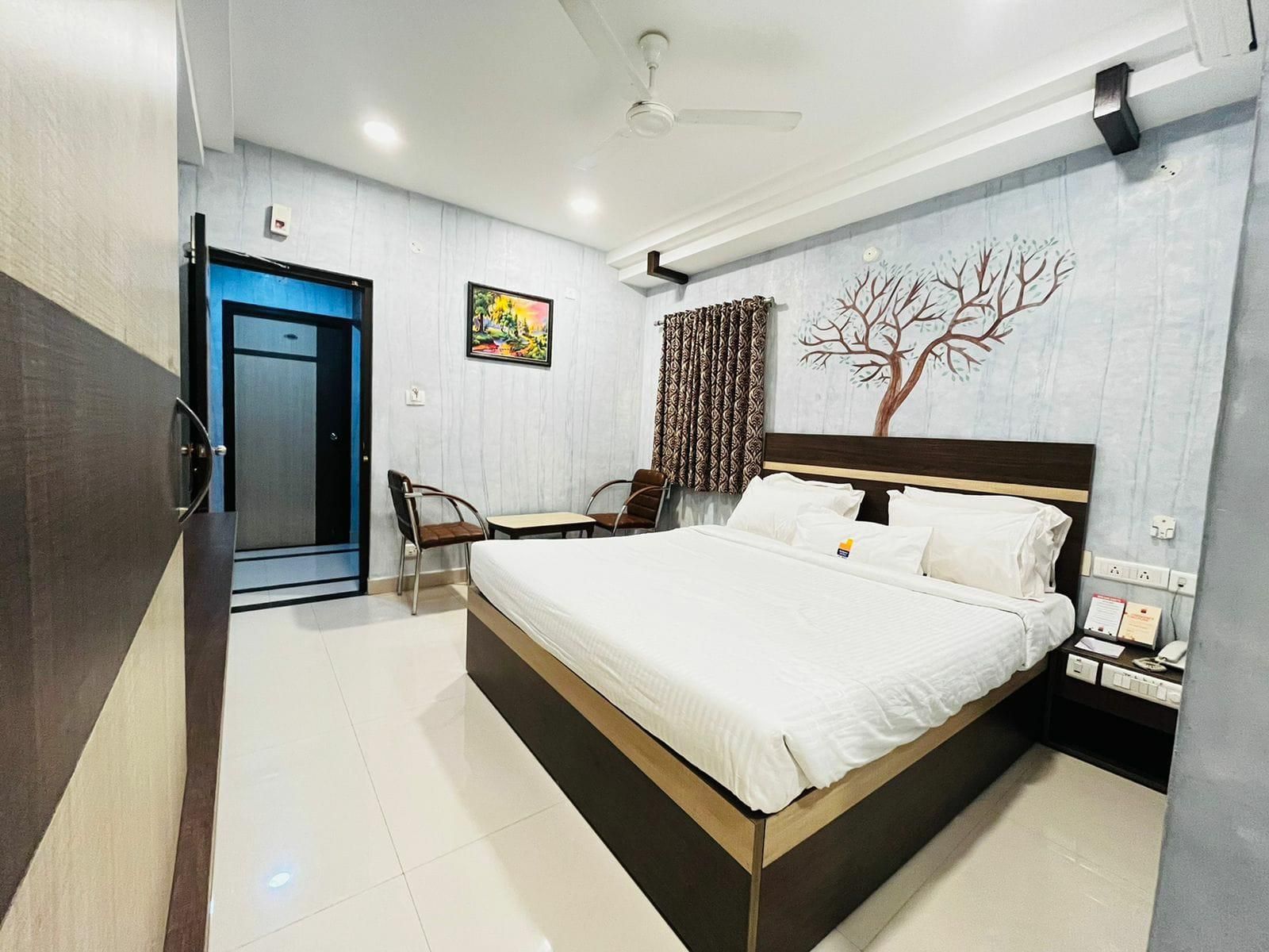 Deluxe Double or Twin