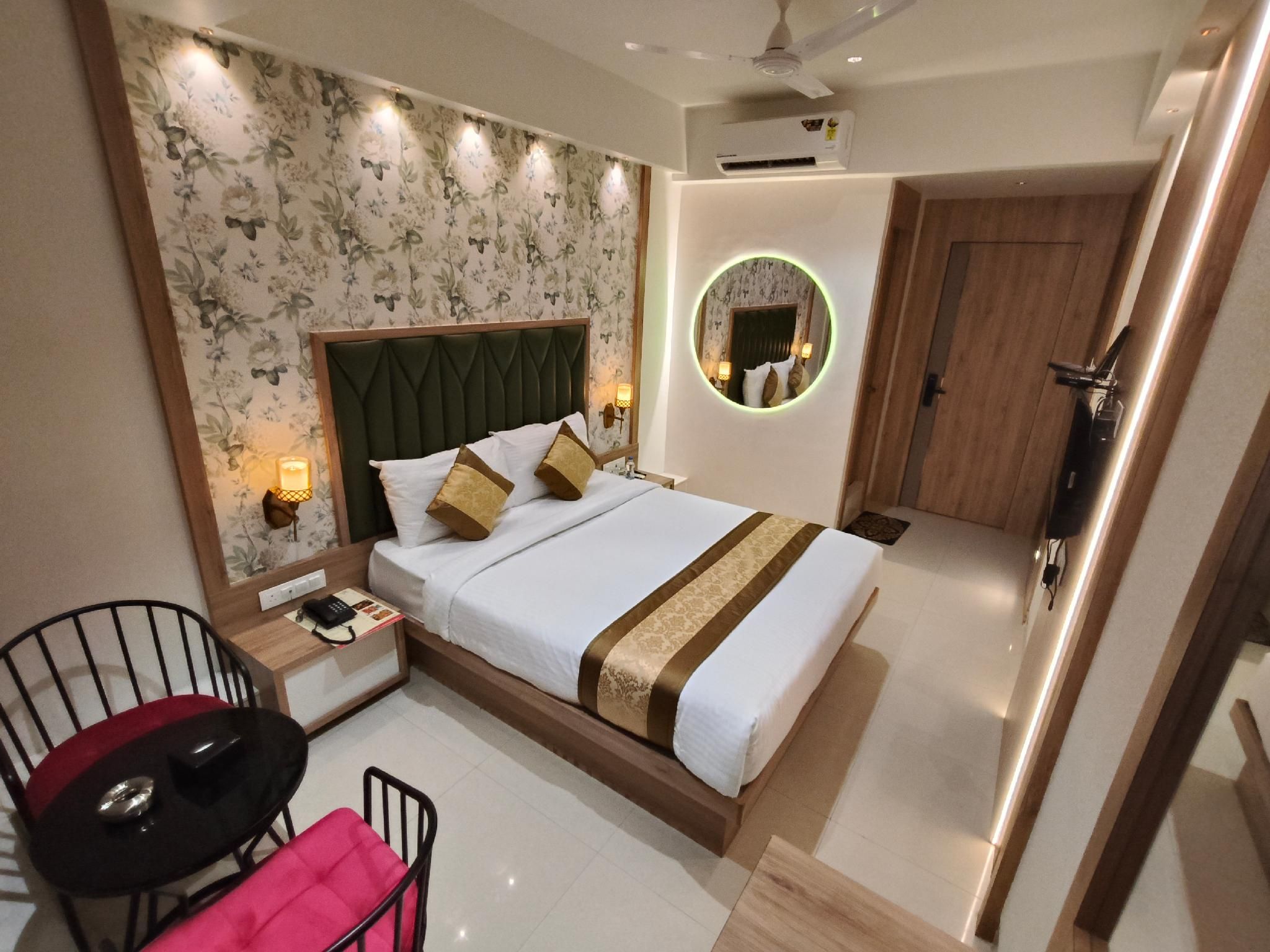 Melody Boutique Hotel Thane Super Deluxe AC 2