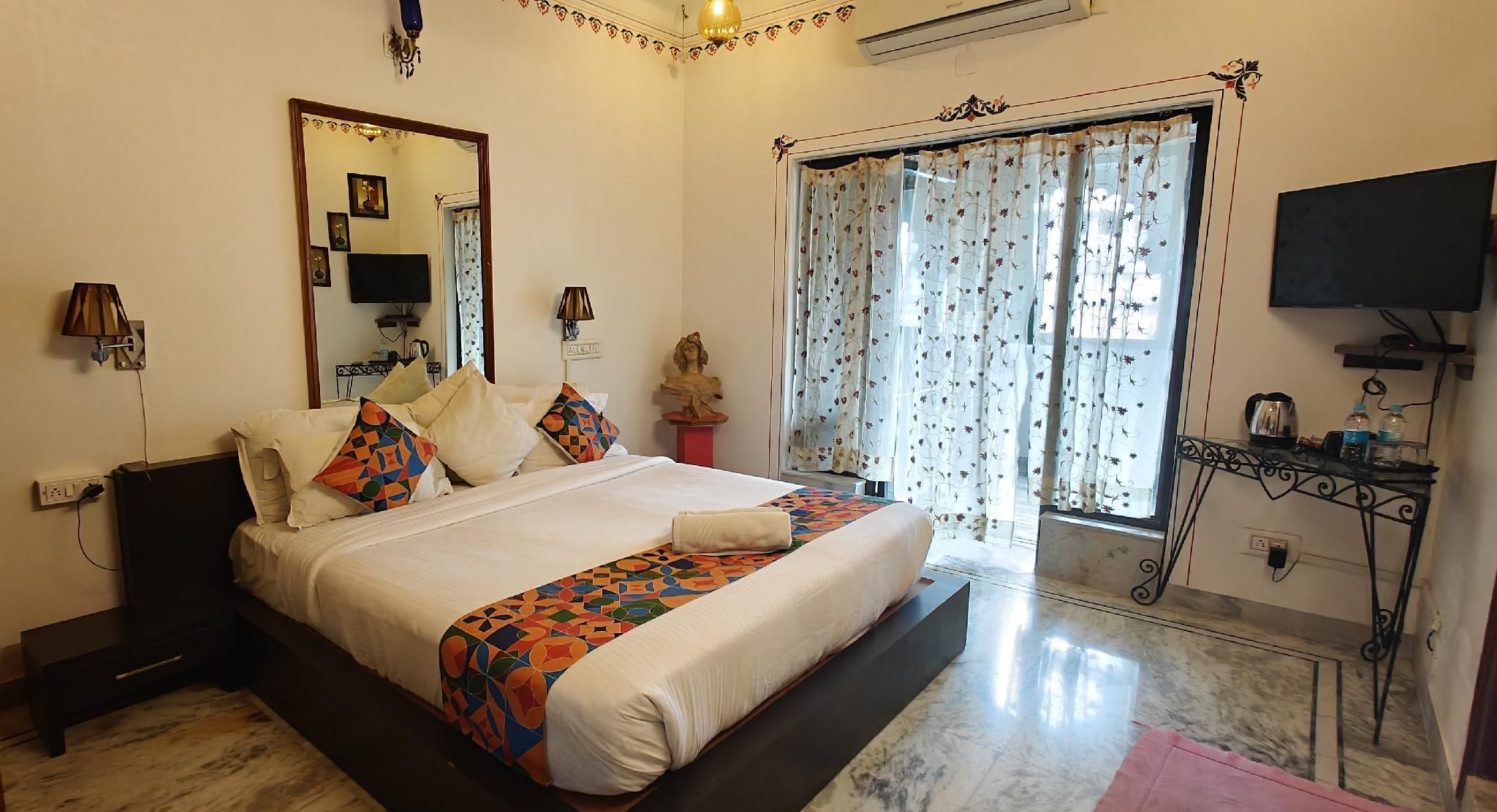 Baba Palace - A Heritage Hotel, Udaipur Heritage Suite