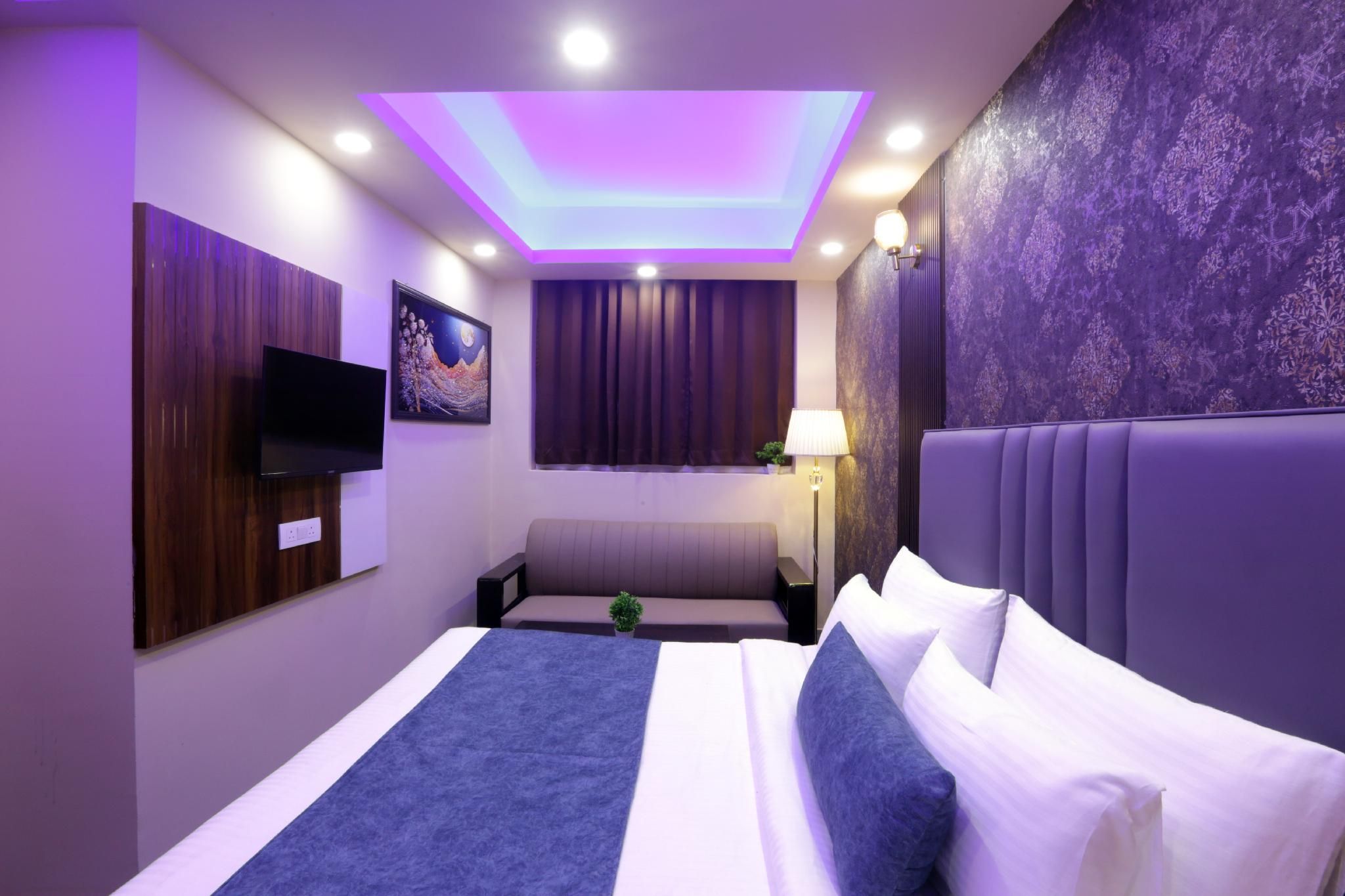 Mehak Palace Super Deluxe Room 2