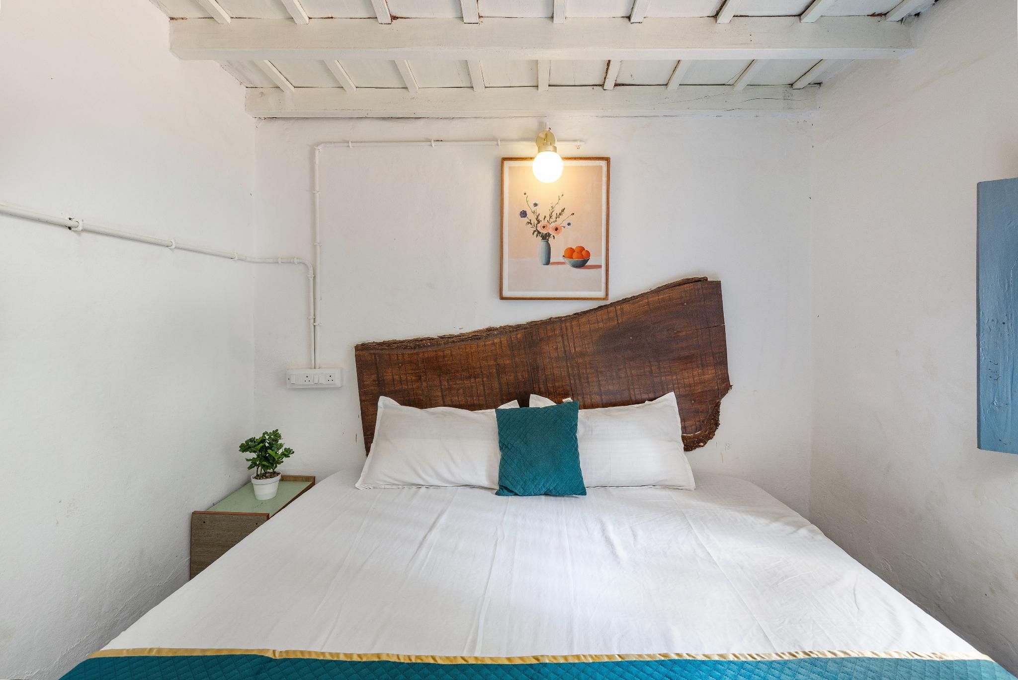 Standard Room -- 1 Bed