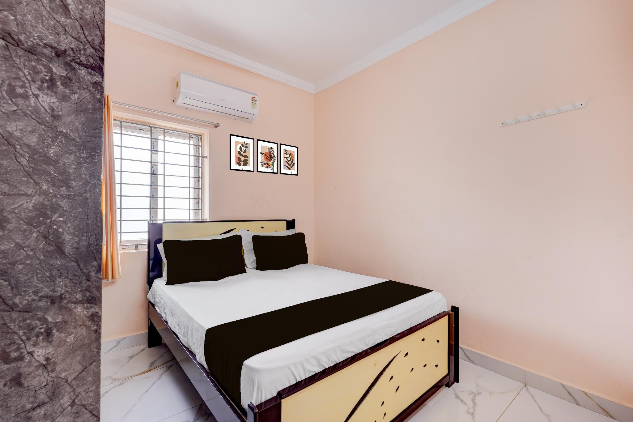 OYO Hotel O Hbs Homestay Classic Triple Room