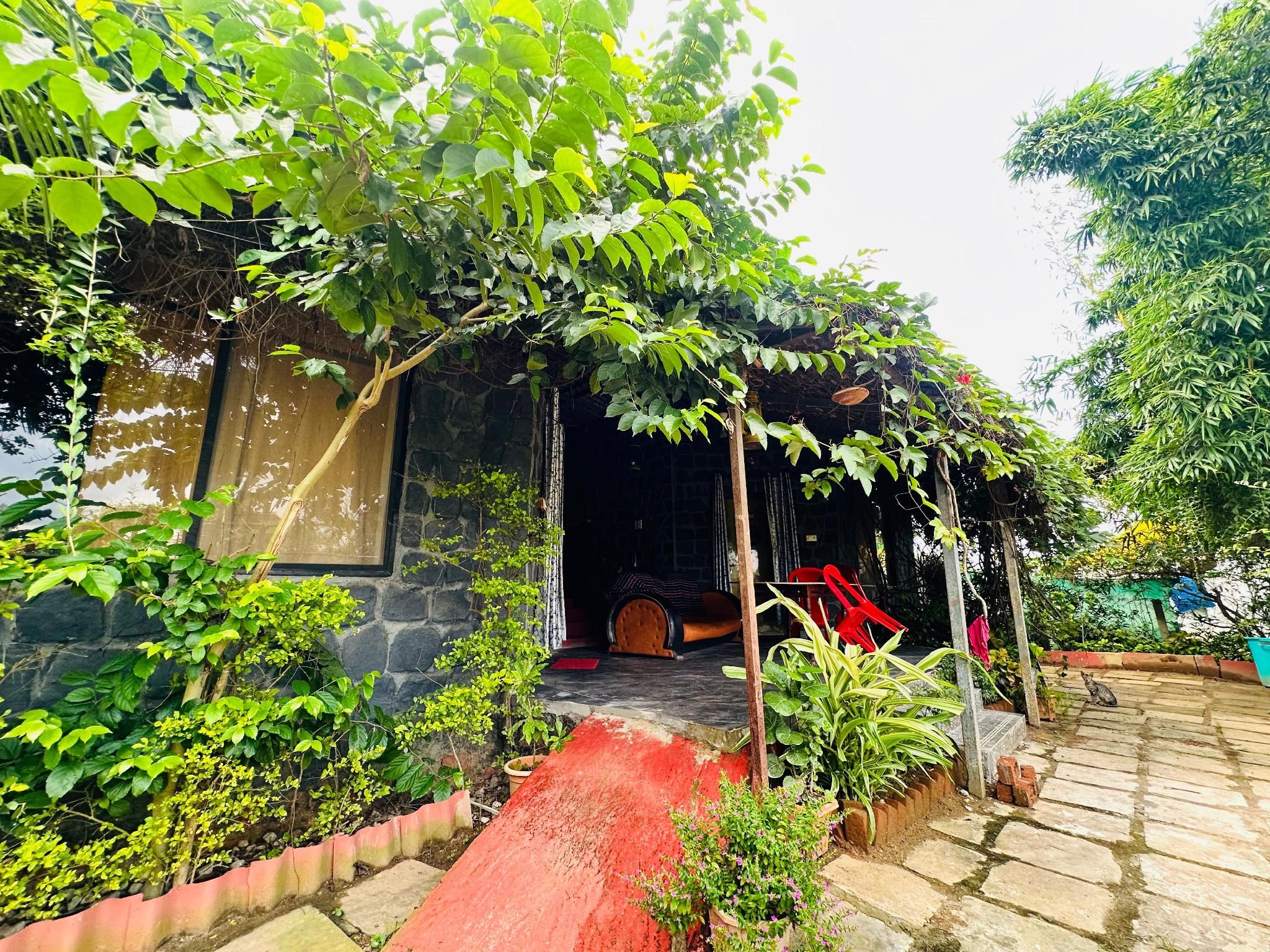 HOTEL MUKKI KANHA NATIONAL PARK 