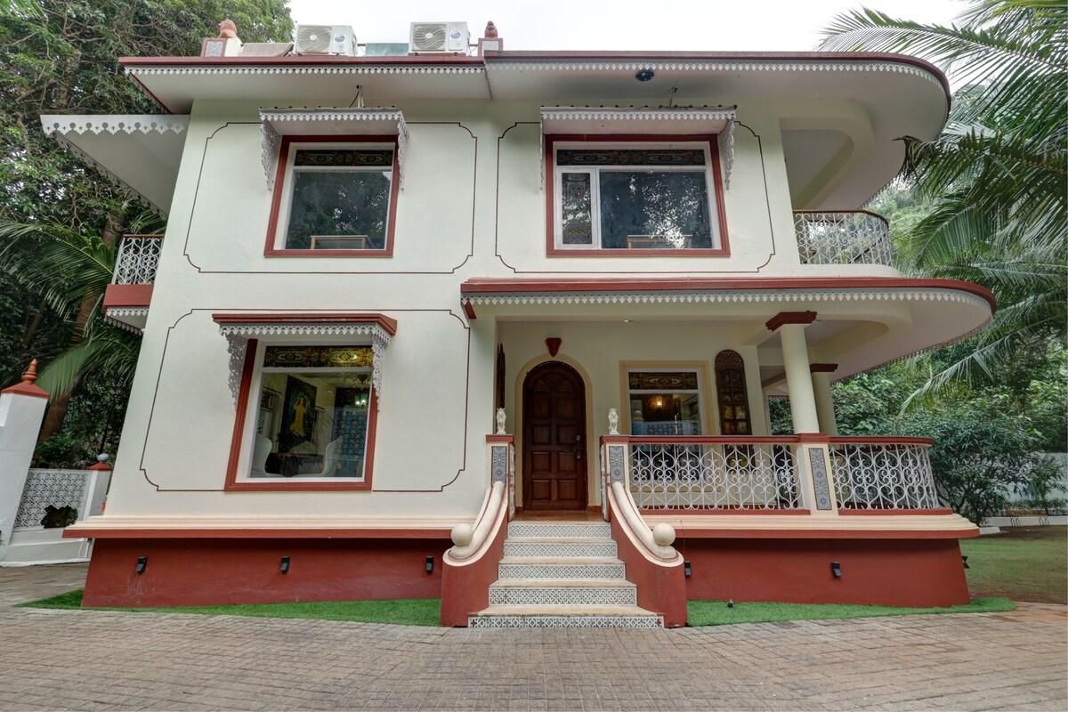 Main Image
