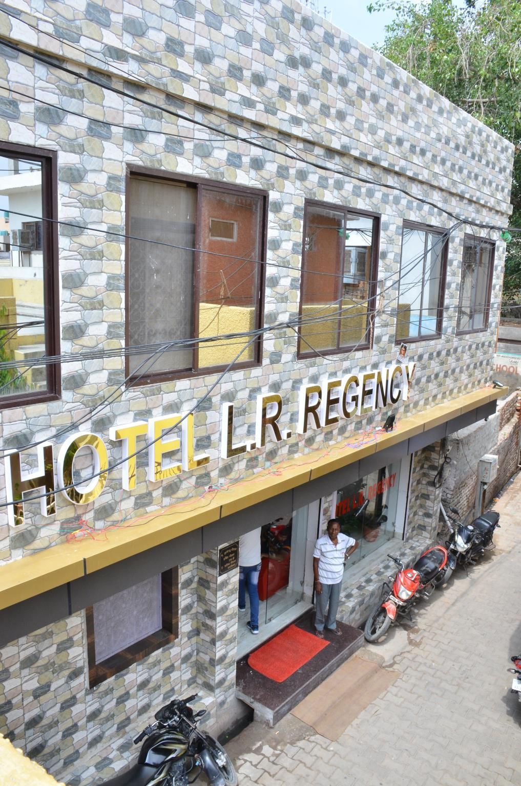 Hotel L.R. Regency