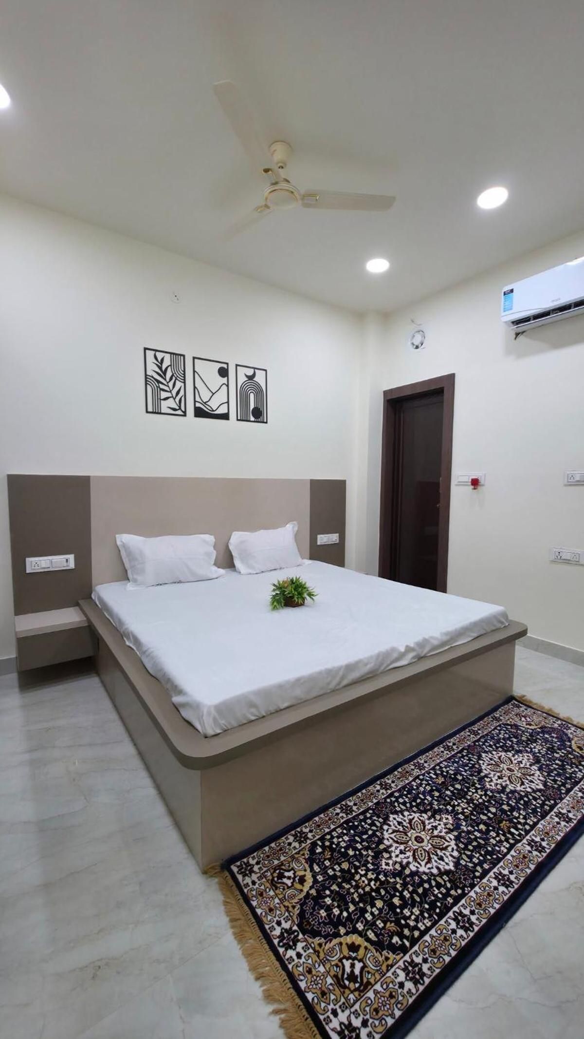Furnished 2BHK - OTT, Snacks & Beverages, Inverter Apartment 5