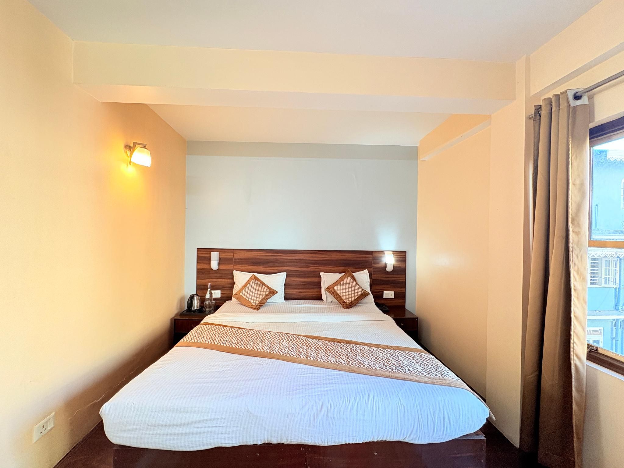 Classic Deluxe Double Room