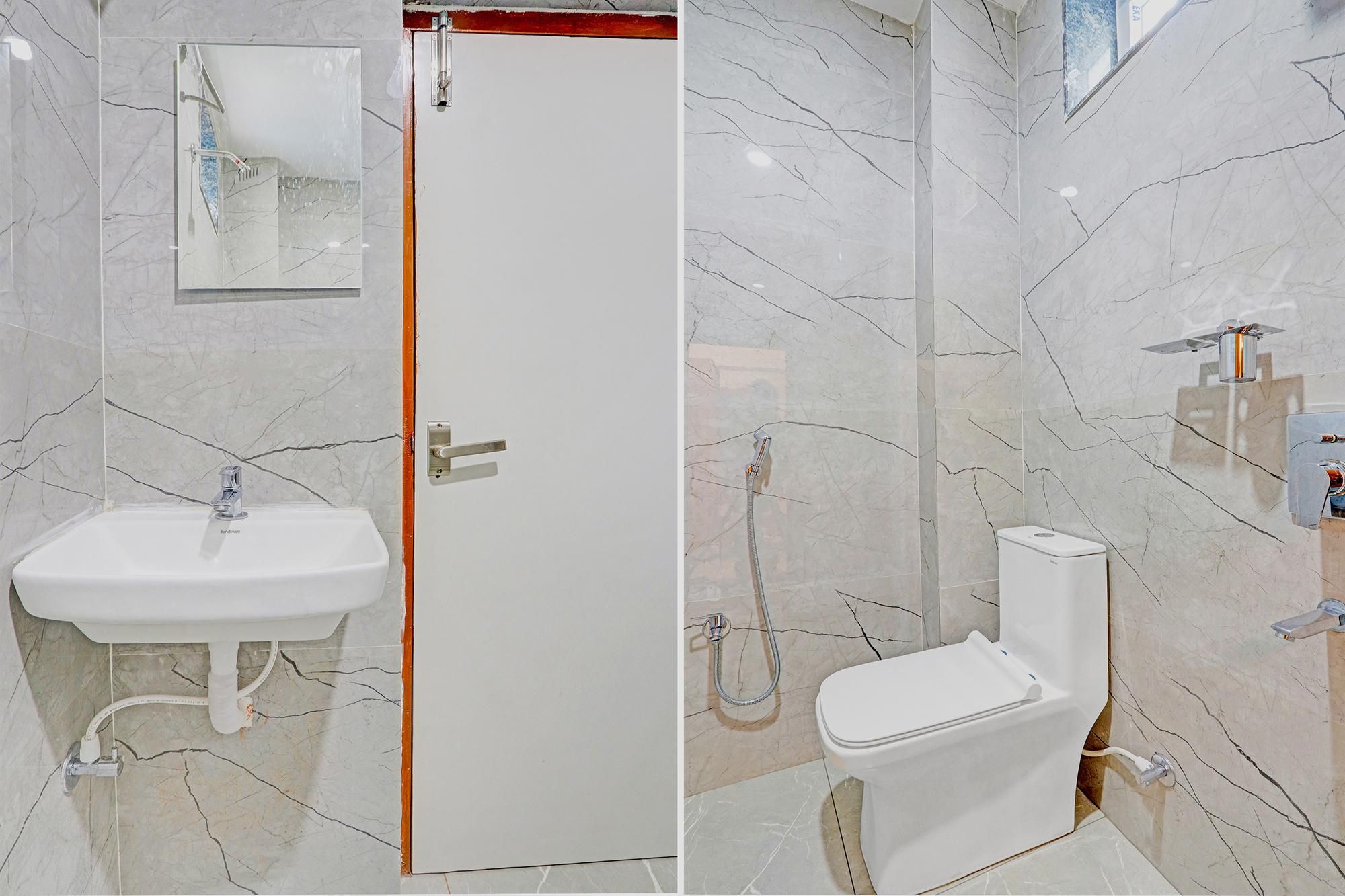 FabHotel Arjun Residency - Nr Kazipet Junction Deluxe Room 3