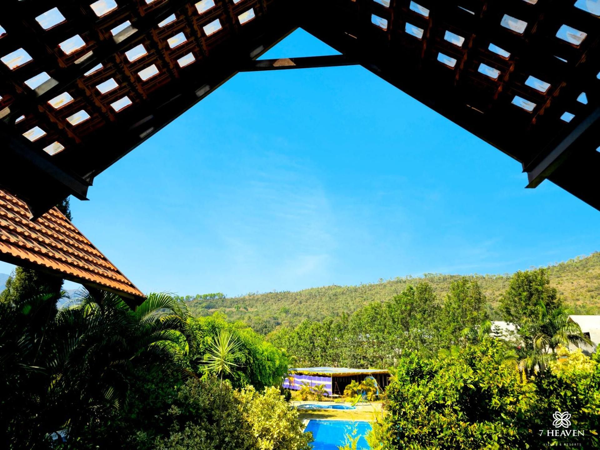 Double Room with View