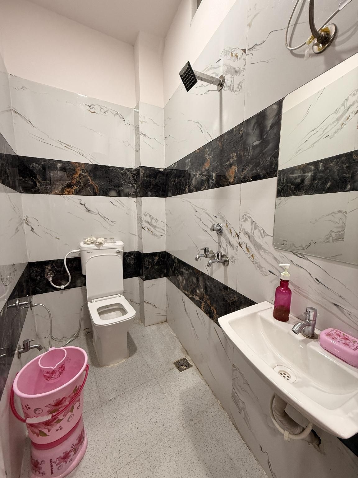 Hotel Koti Tirth Deluxe Room 3