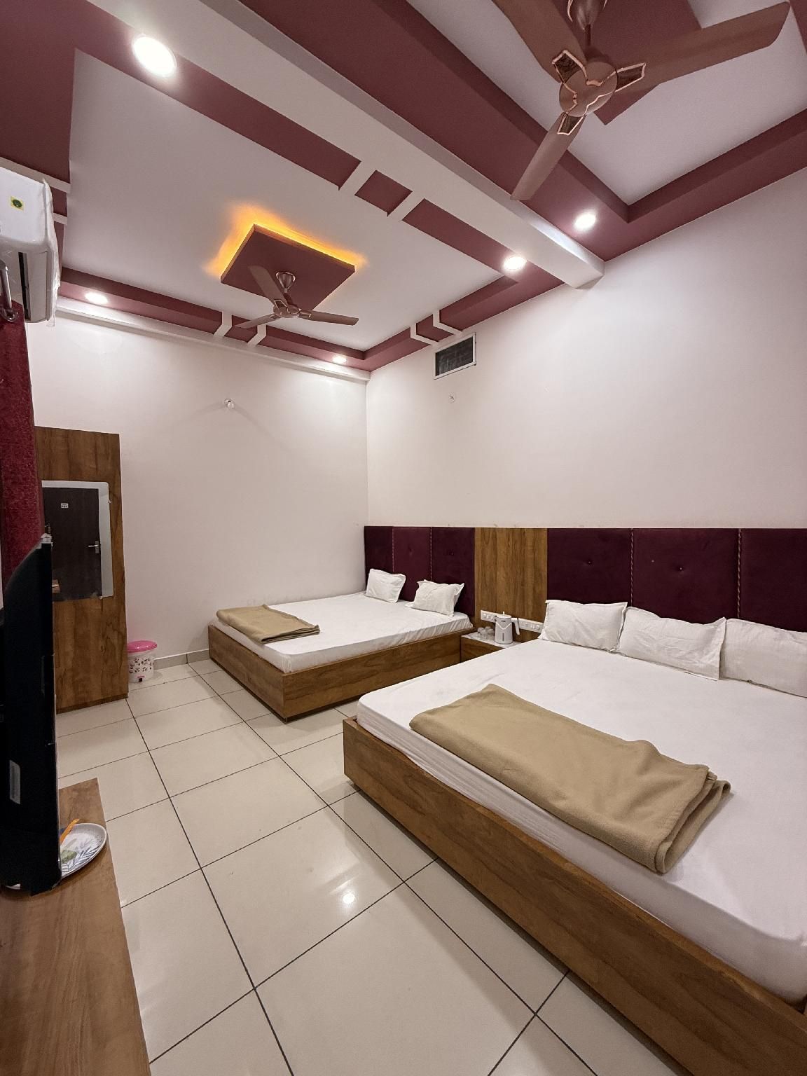 Hotel Koti Tirth Family Room 2