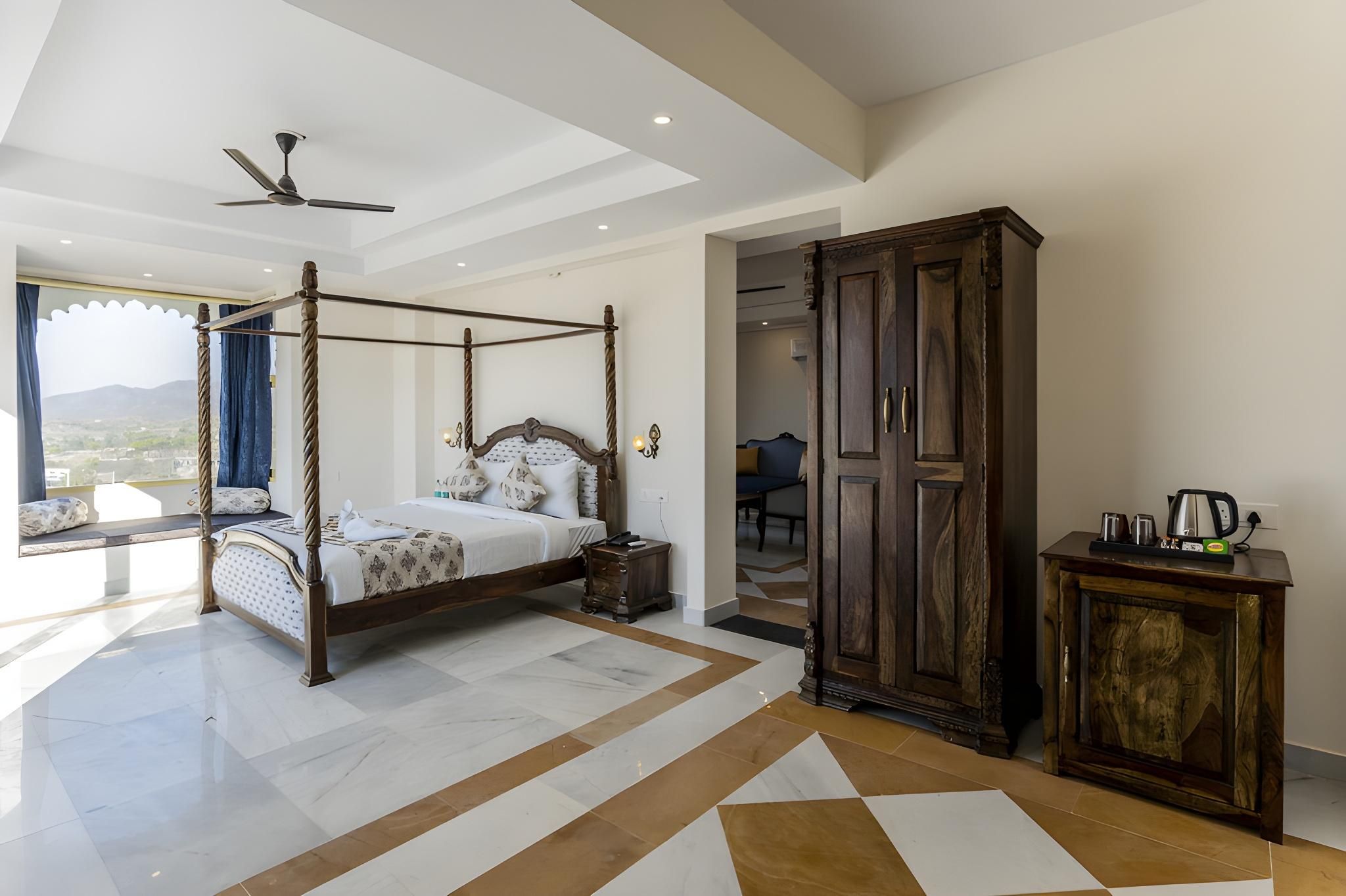 The Rosewalk Heritage Suite Room With Bathtub and Terrace