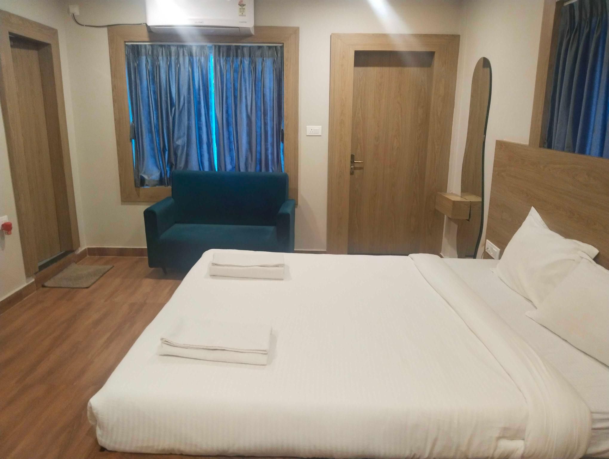 POP 83781F Hotel Colors Classic 2