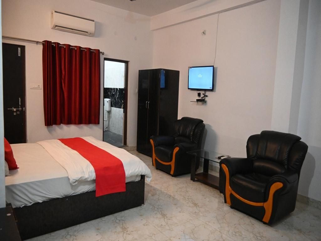 Hotel kanishka residency  Deluxe Balcony