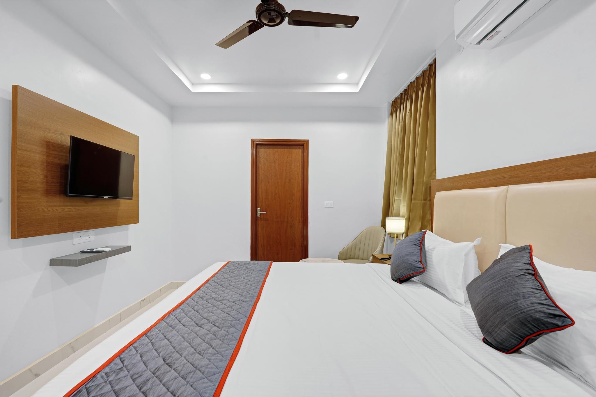 Hill Hara  Standard Room