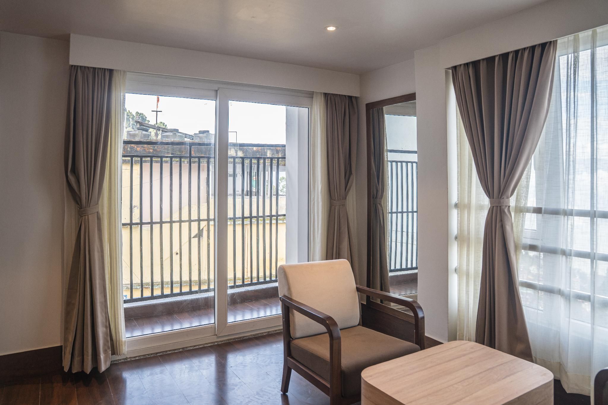 Super Deluxe with Balcony and Valley View