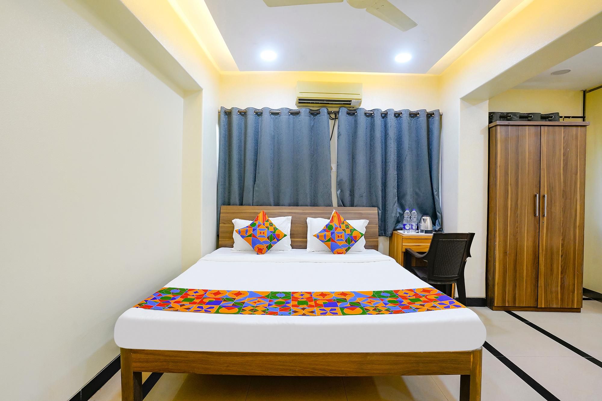 Fabhotel Sheen Residences Family Room